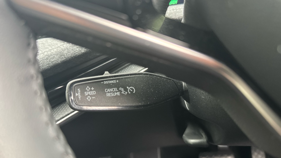 Skoda Superb 1.5 TSI e-TEC SE Technology 5dr DSG Petrol Hatchback - Image 23