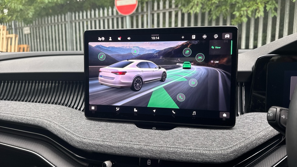Skoda Superb 1.5 TSI e-TEC SE Technology 5dr DSG Petrol Hatchback - Image 29