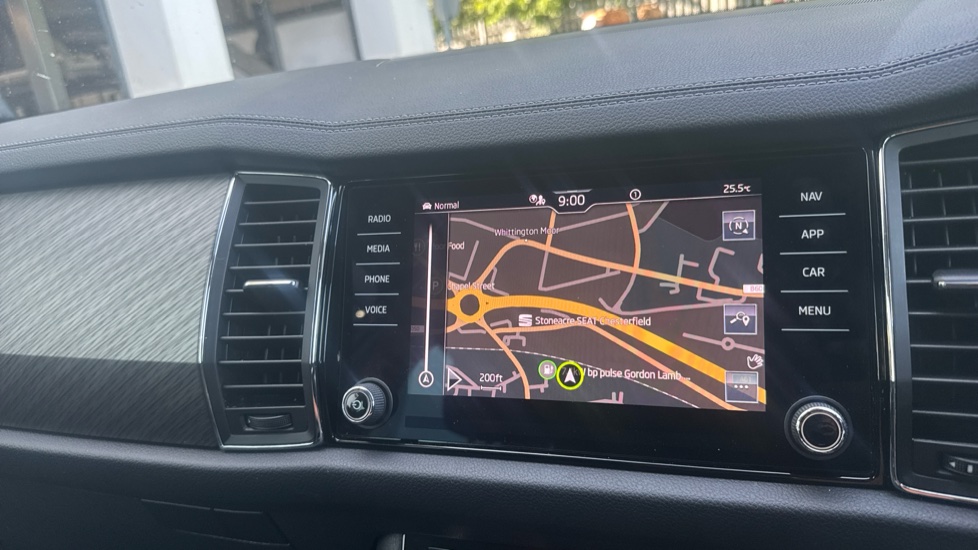 Skoda Kodiaq 1.5 TSI SE L Executive 5dr DSG [7 Seat] Petrol Estate - Image 29