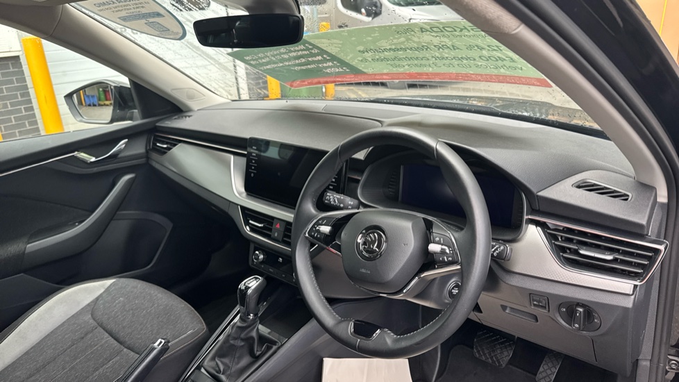 Skoda Kamiq 1.5 TSI SE L Executive 5dr DSG Petrol Hatchback - Image 6