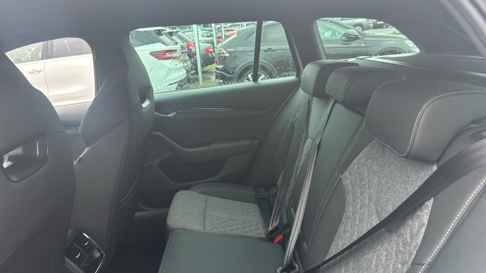 Skoda Octavia 1.5 TSI e-TEC 150 Sportline 5dr DSG Petrol Estate - Image 16