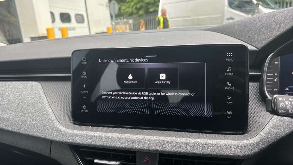 Skoda Scala 1.0 TSI 95 SE Edition 5dr Petrol Hatchback - Image 32