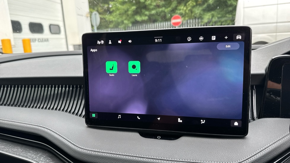 Skoda Superb 1.5 TSI e-TEC SE L 5dr DSG Petrol Hatchback - Image 27