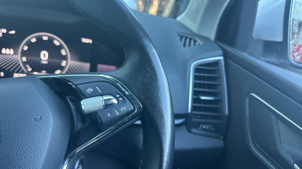 Skoda Karoq 1.5 TSI SE L 5dr Petrol Estate - Image 22