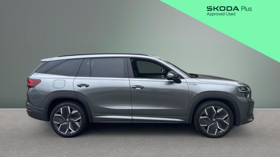 Skoda Kodiaq 1.5 TSI e-TEC SportLine 5dr DSG [7 Seat] Petrol Estate - Image 4