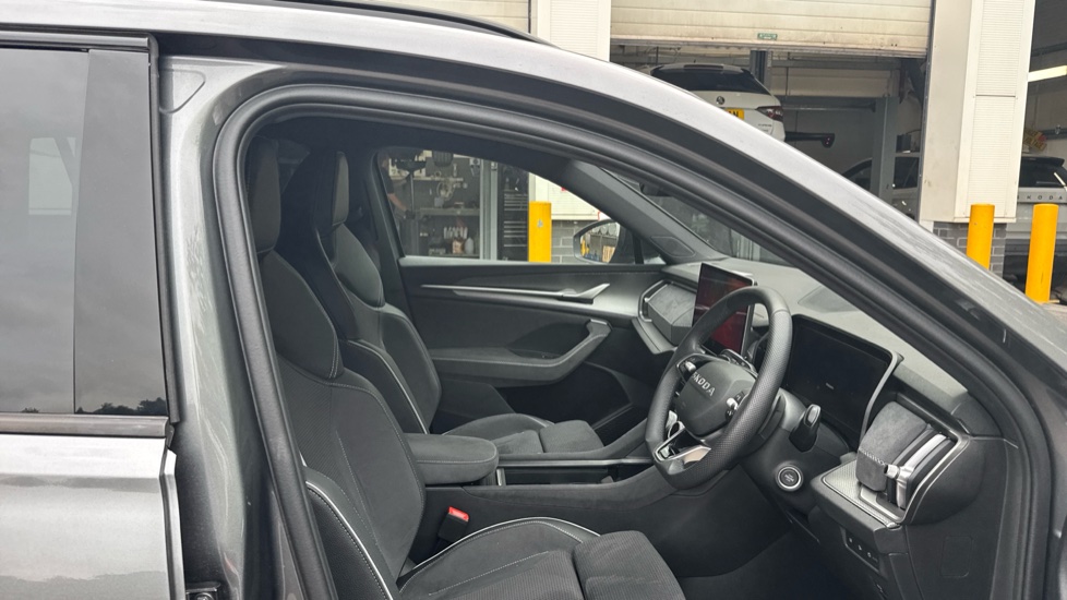 Skoda Kodiaq 1.5 TSI e-TEC SportLine 5dr DSG [7 Seat] Petrol Estate - Image 15