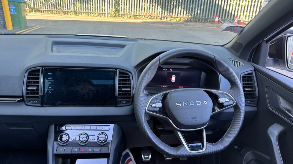 Skoda Karoq 1.5 TSI Sportline Edition 5dr Petrol Estate - Image 10