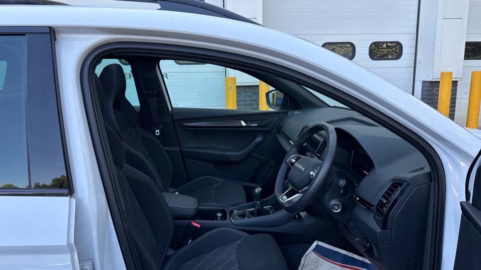 Skoda Karoq 1.5 TSI Sportline Edition 5dr Petrol Estate - Image 15