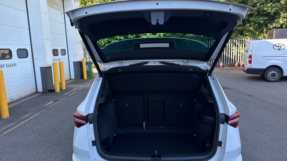 Skoda Karoq 1.5 TSI Sportline Edition 5dr Petrol Estate - Image 20
