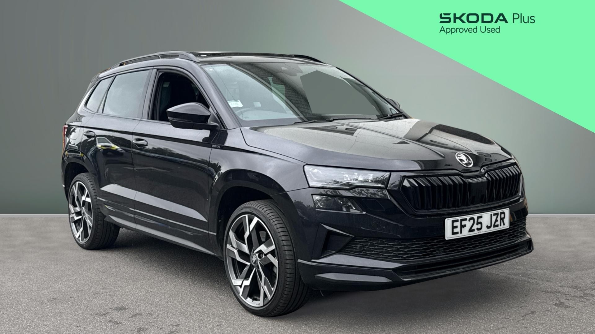 Skoda Karoq listing photo