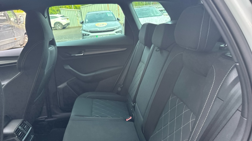 Skoda Karoq 2.0 TSI Sportline Edition 4x4 5dr DSG Petrol Estate - Image 16