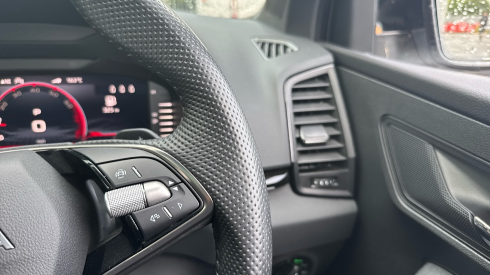 Skoda Karoq 2.0 TSI Sportline Edition 4x4 5dr DSG Petrol Estate - Image 18