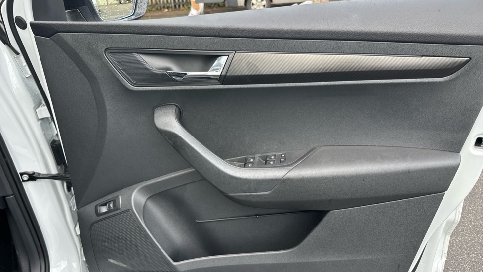 Skoda Karoq 2.0 TSI Sportline Edition 4x4 5dr DSG Petrol Estate - Image 19