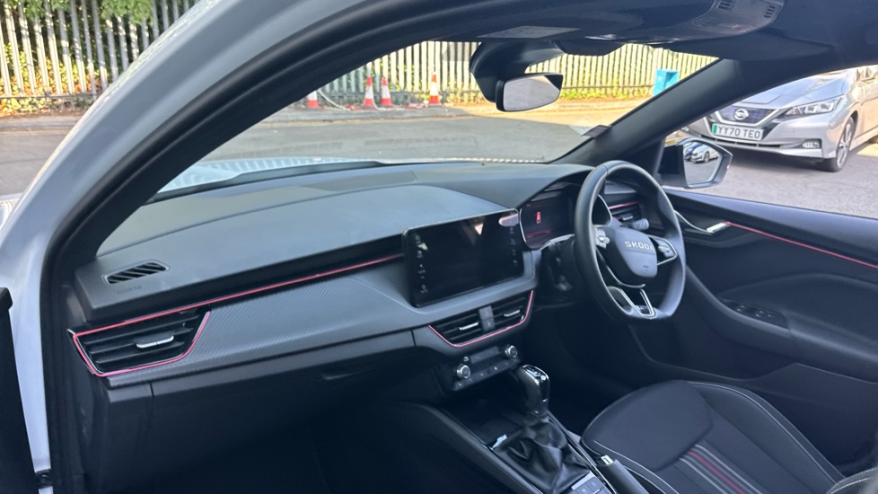 Skoda Kamiq 1.0 TSI Monte Carlo Edition 5dr DSG Petrol Hatchback - Image 2