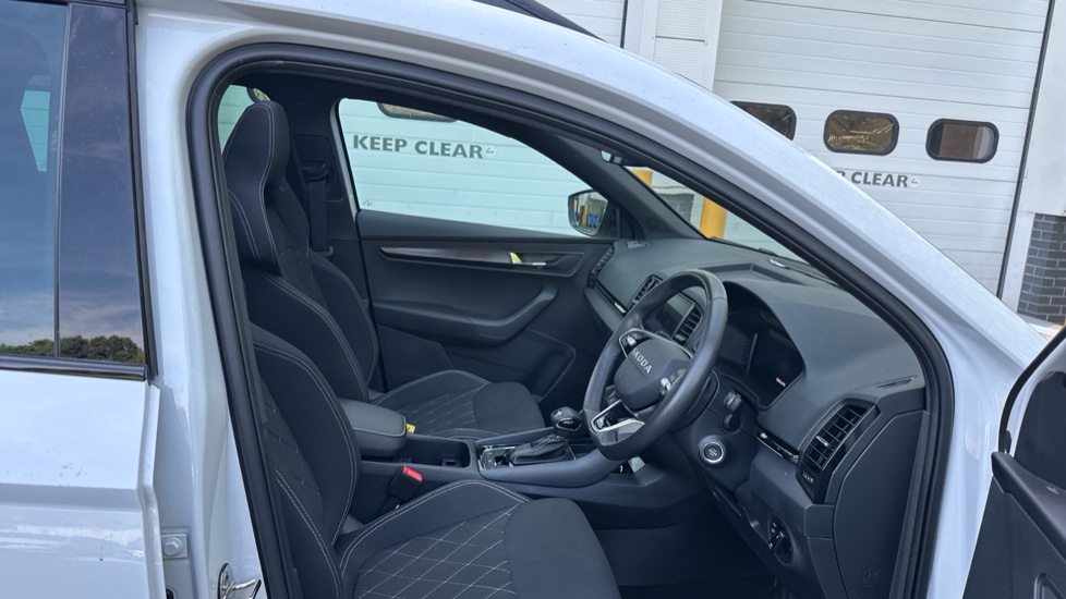 Skoda Karoq 1.5 TSI Sportline Edition 5dr DSG Petrol Estate - Image 15