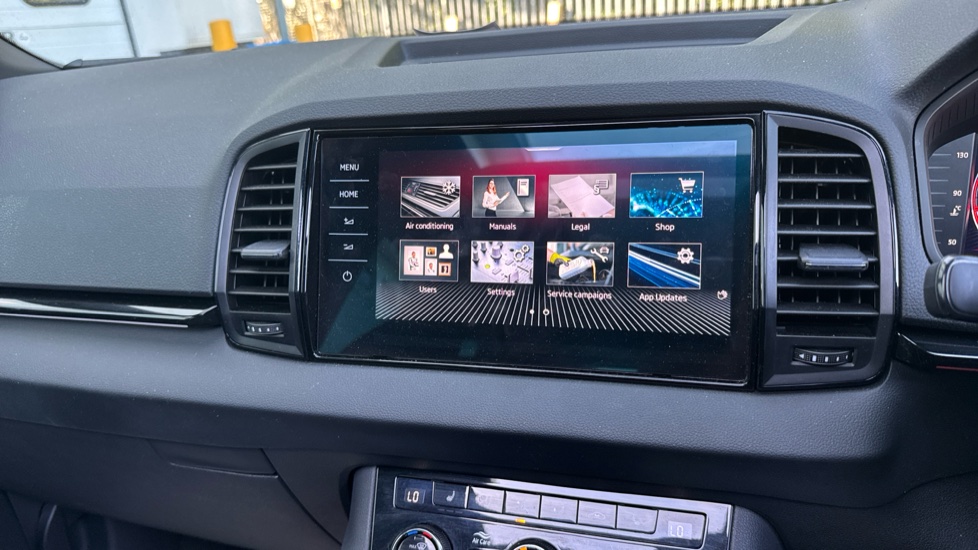 Skoda Karoq 1.5 TSI Sportline Edition 5dr DSG Petrol Estate - Image 30