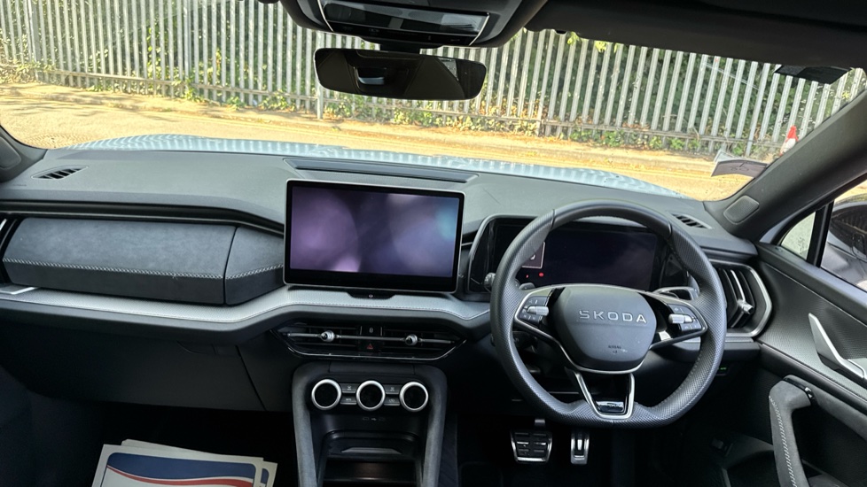 Skoda Kodiaq 1.5 TSI e-TEC SportLine 5dr DSG [7 Seat] Petrol Estate - Image 9