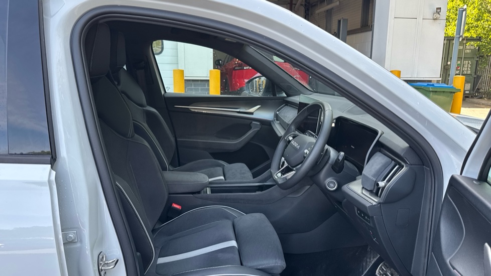 Skoda Kodiaq 1.5 TSI e-TEC SportLine 5dr DSG [7 Seat] Petrol Estate - Image 15