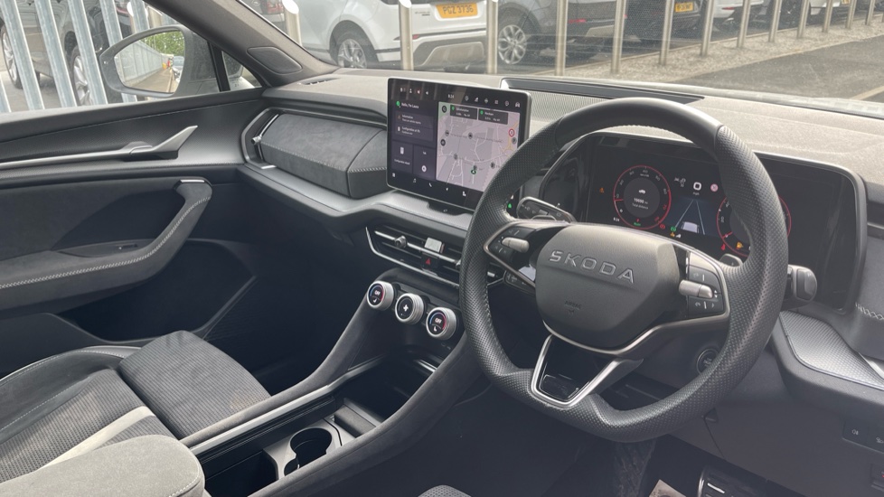 Skoda Kodiaq 1.5 TSI e-TEC SportLine 5dr DSG [7 Seat] Petrol Estate - Image 6