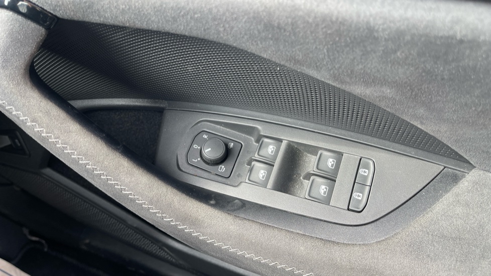 Skoda Kodiaq 1.5 TSI e-TEC SportLine 5dr DSG [7 Seat] Petrol Estate - Image 19