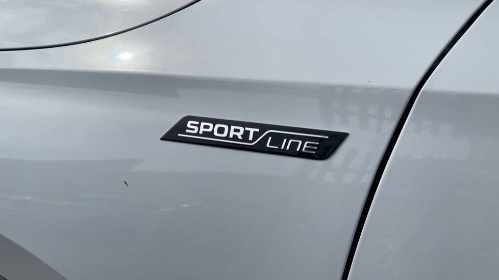 Skoda Kodiaq 1.5 TSI e-TEC SportLine 5dr DSG [7 Seat] Petrol Estate - Image 21