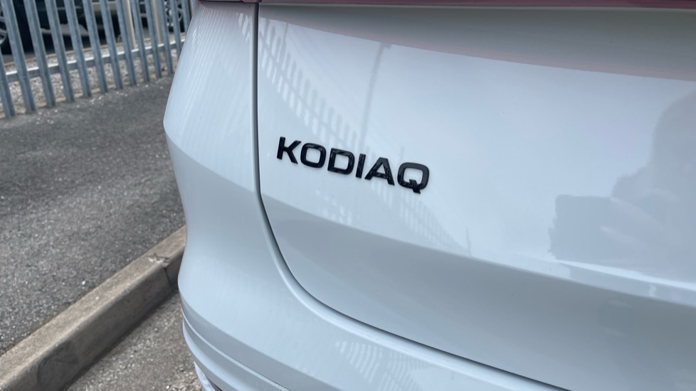 Skoda Kodiaq 1.5 TSI e-TEC SportLine 5dr DSG [7 Seat] Petrol Estate - Image 23