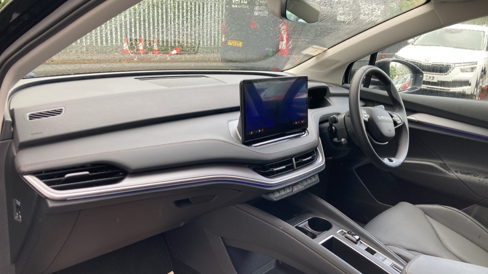 Skoda Enyaq 210kW 85 Edition 82kWh 5dr Auto Electric Estate - Image 2
