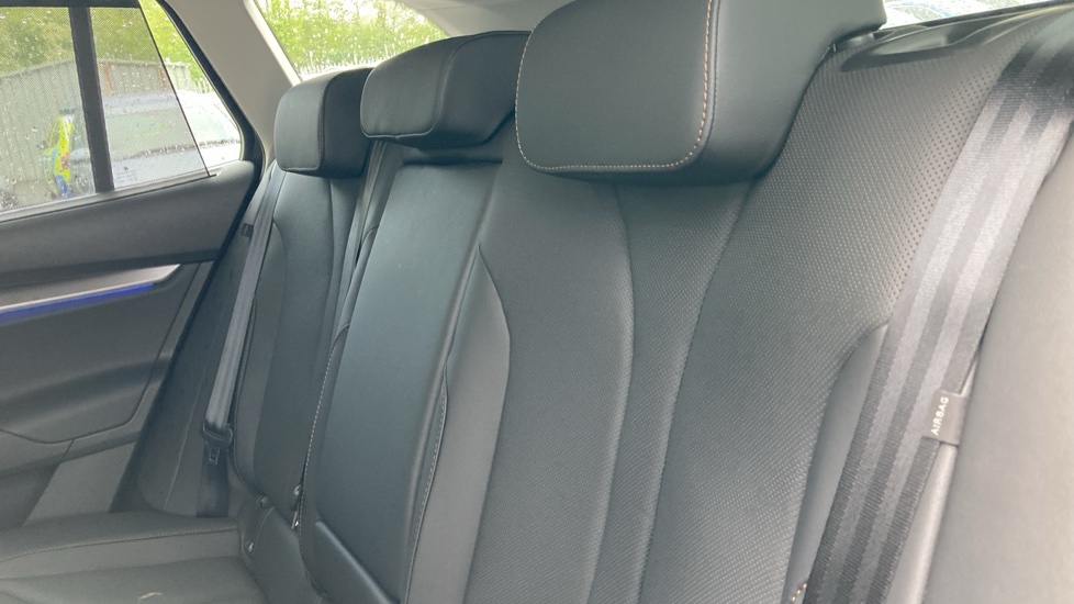 Skoda Enyaq 210kW 85 Edition 82kWh 5dr Auto Electric Estate - Image 16