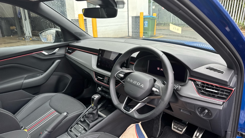 Skoda Kamiq 1.5 TSI Monte Carlo Edition 5dr DSG Petrol Hatchback - Image 6
