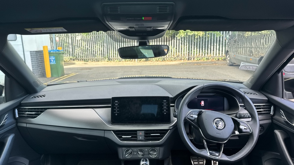 Skoda Kamiq 1.5 TSI Monte Carlo 5dr DSG Petrol Hatchback - Image 9
