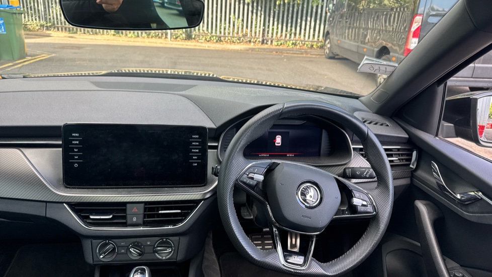 Skoda Kamiq 1.5 TSI Monte Carlo 5dr DSG Petrol Hatchback - Image 10