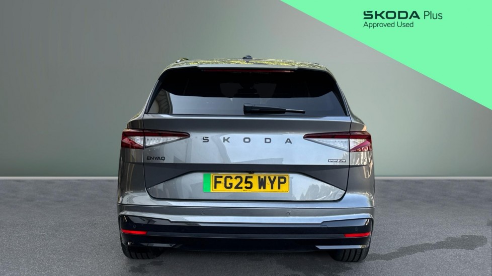 Skoda Enyaq 210kW 85x Sportline 82kWh 4x4 5dr Auto Electric Estate - Image 8