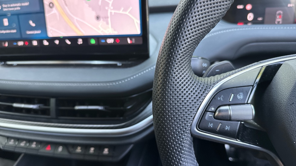 Skoda Enyaq 210kW 85x Sportline 82kWh 4x4 5dr Auto Electric Estate - Image 17