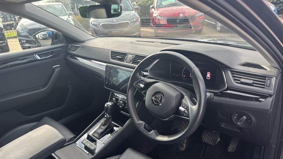 Skoda Superb 2.0 TSI 280 Laurin + Klement 4x4 5dr DSG Petrol Estate - Image 6