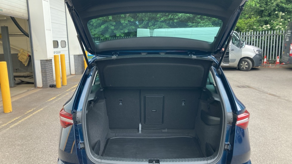 Skoda Karoq 1.0 TSI SE Drive 5dr Petrol Estate - Image 20