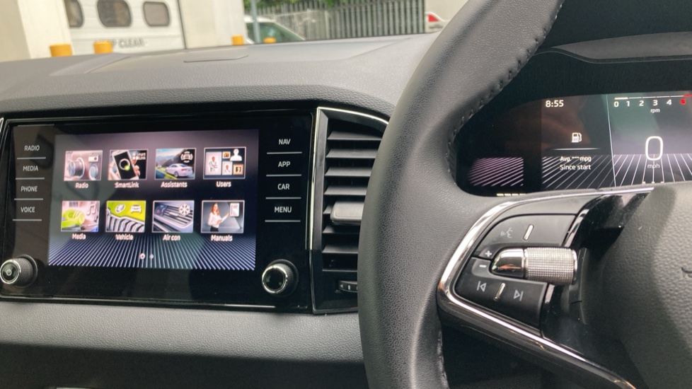Skoda Karoq 1.0 TSI SE Drive 5dr Petrol Estate - Image 21