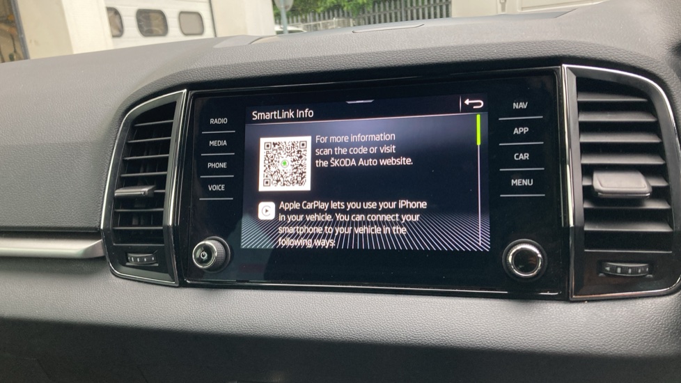 Skoda Karoq 1.0 TSI SE Drive 5dr Petrol Estate - Image 28