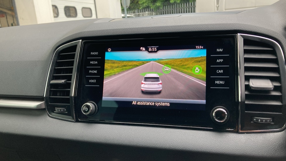 Skoda Karoq 1.0 TSI SE Drive 5dr Petrol Estate - Image 29