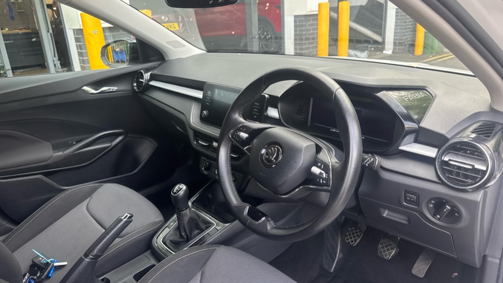 Skoda Fabia 1.0 TSI 110 Colour Edition 5dr Petrol Hatchback - Image 6