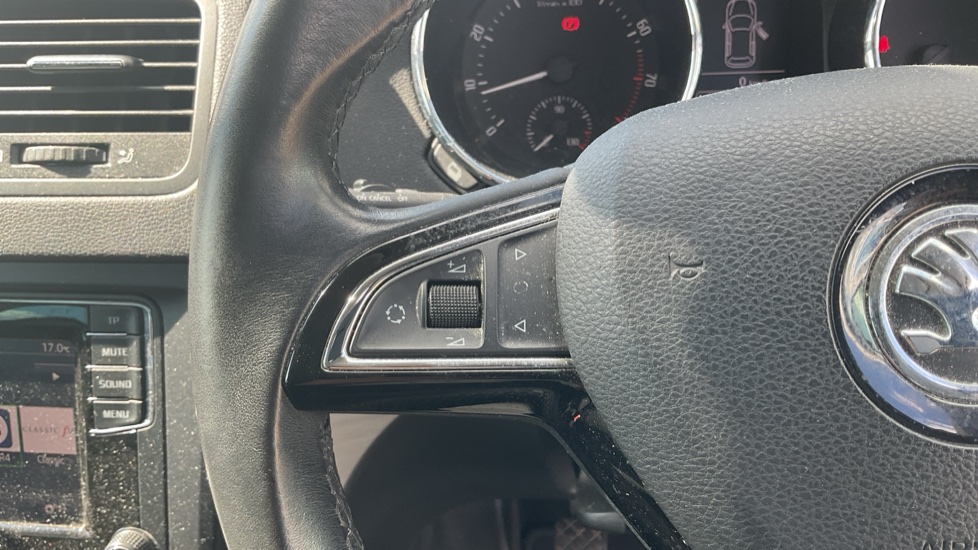 Skoda Yeti 1.2 TSI 110 SE 5dr Petrol Estate - Image 17