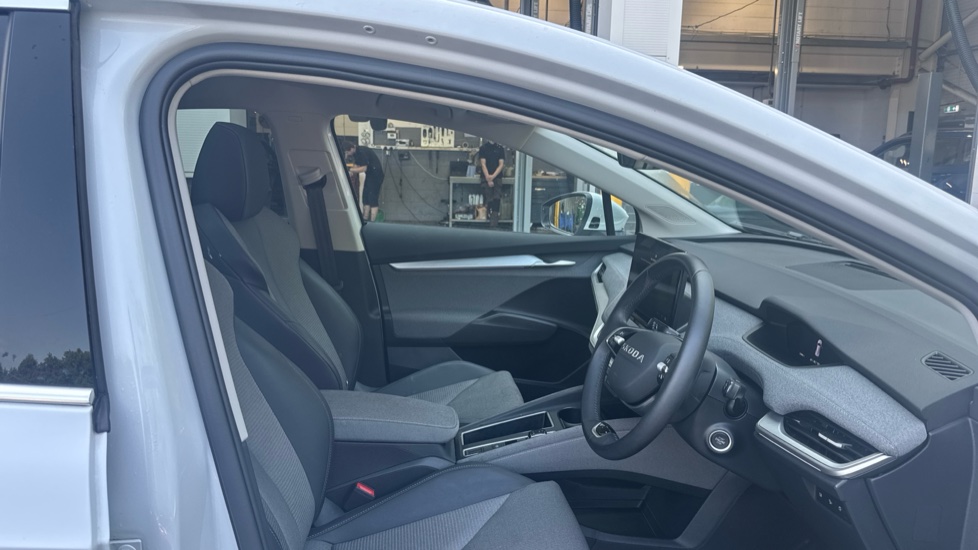 Skoda Enyaq 210kW 85 Edition 82kWh 5dr Auto Electric - Image 15