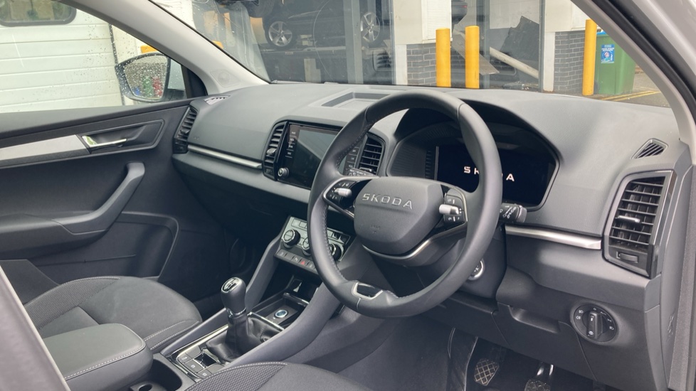 Skoda Karoq 1.0 TSI 116 SE Edition 5dr Petrol Estate - Image 6