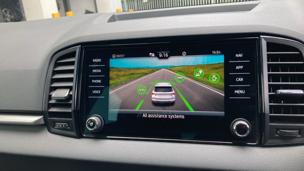 Skoda Karoq 1.0 TSI 116 SE Edition 5dr Petrol Estate - Image 31