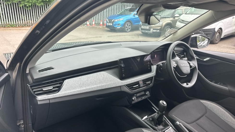 Skoda Kamiq 1.0 TSI SE Edition 5dr Petrol Hatchback - Image 2