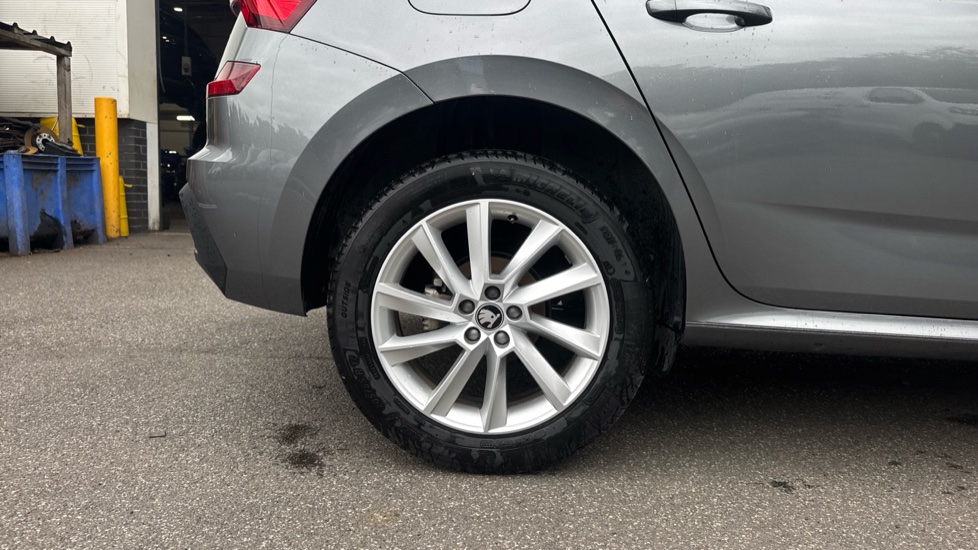 Skoda Kamiq 1.0 TSI SE Edition 5dr Petrol Hatchback - Image 5