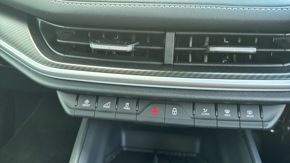 Skoda Enyaq 210kW 85x Sportline 82kWh 4x4 5dr Auto Electric - Image 13