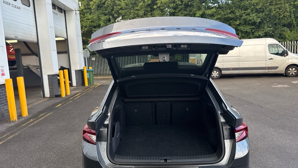 Skoda Enyaq 210kW 85x Sportline 82kWh 4x4 5dr Auto Electric - Image 20