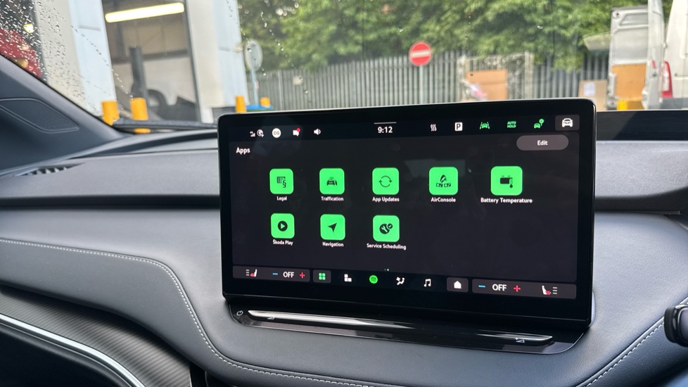 Skoda Enyaq 210kW 85x Sportline 82kWh 4x4 5dr Auto Electric - Image 29