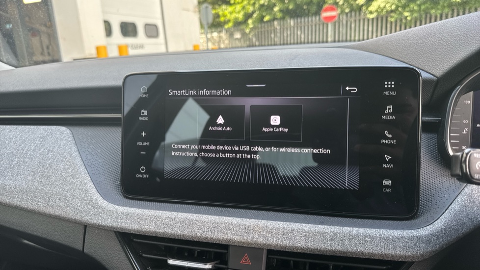 Skoda Kamiq 1.0 TSI 95 SE Edition 5dr Petrol Hatchback - Image 27
