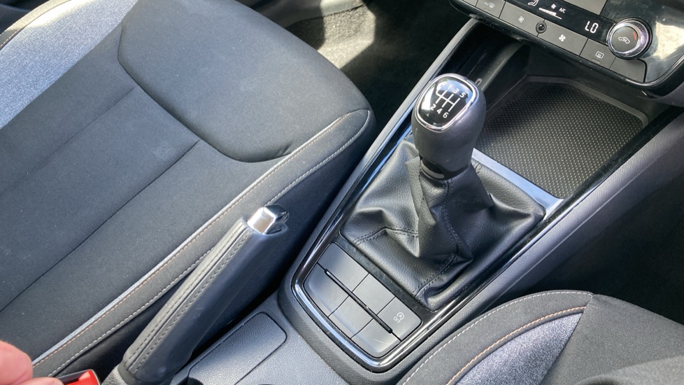 Skoda Kamiq 1.0 TSI SE Edition 5dr Petrol Hatchback - Image 14